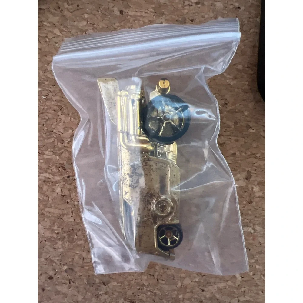 Hot Wheels Star Wars C-3PO Character‎ Car Kids 1:64 Gold Good Die-Cast CGM45